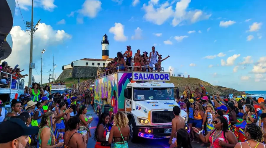 Carnaval de Salvador 2027: Guia Completo