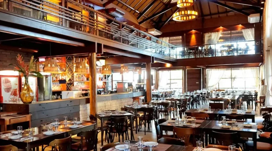 Melhores Restaurantes de Salvador: Guia Completo por Tipo de Cozinha e Bairro em 2026